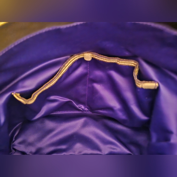 HENRY BENDEL PURSE - Picture 4 of 7